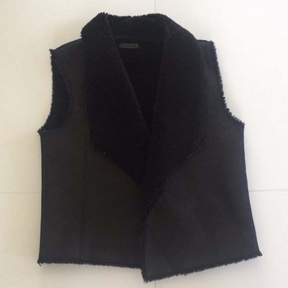 Velvet Jackets & Blazers - Velvet faux shearling vest size P